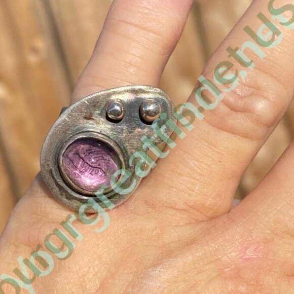 Mid-Century Modern Purple Amethyst Ring Size 6 - Picture 2 of 5